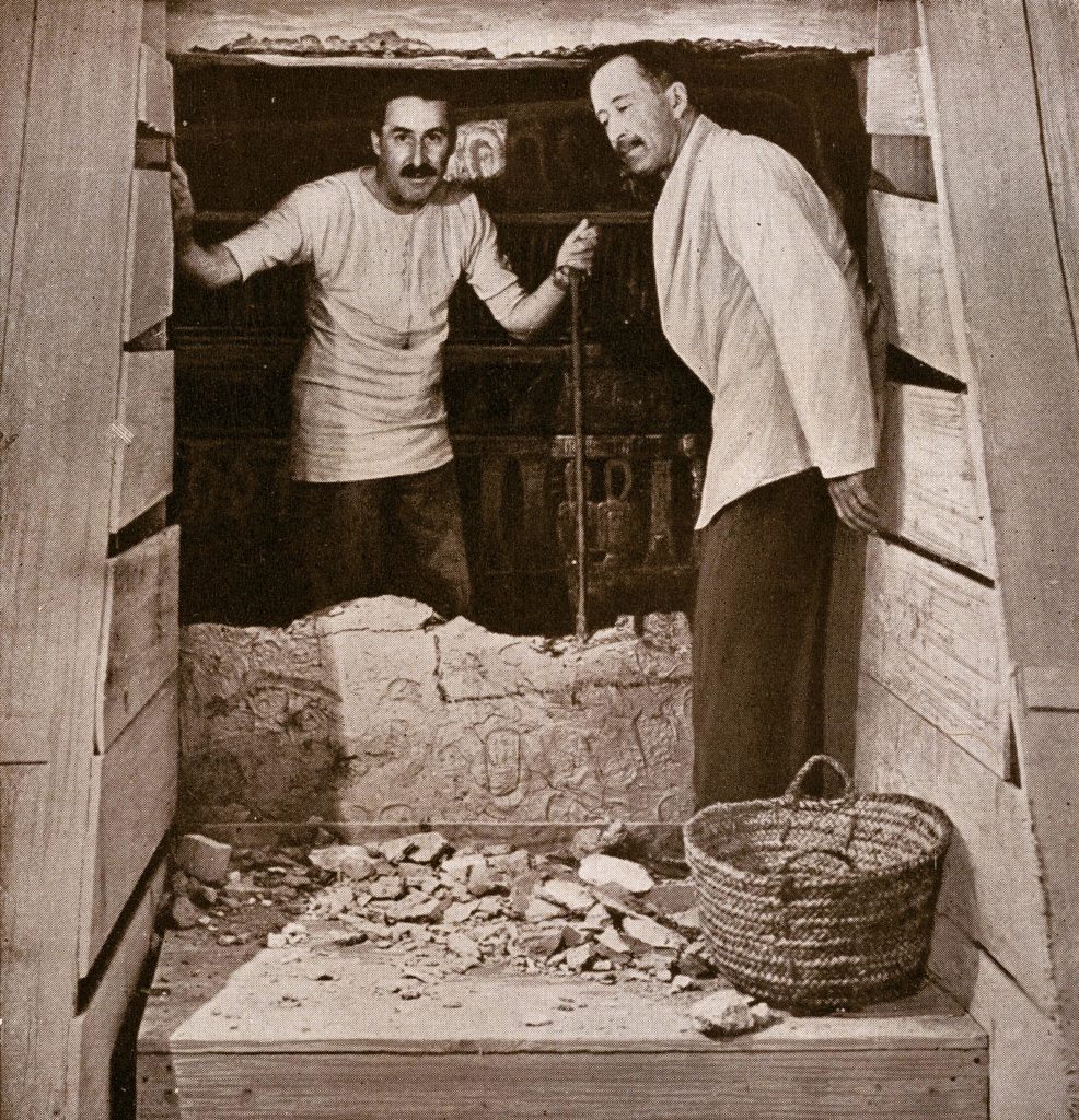 Carter e Carnarvon, al momento dell'apertura della Tomba di Tut